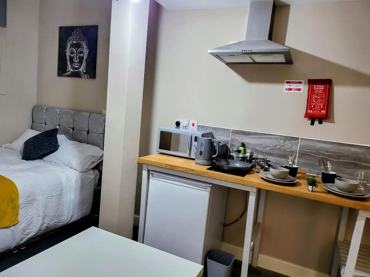Easy Living Nottingham - The Albany公寓式酒店