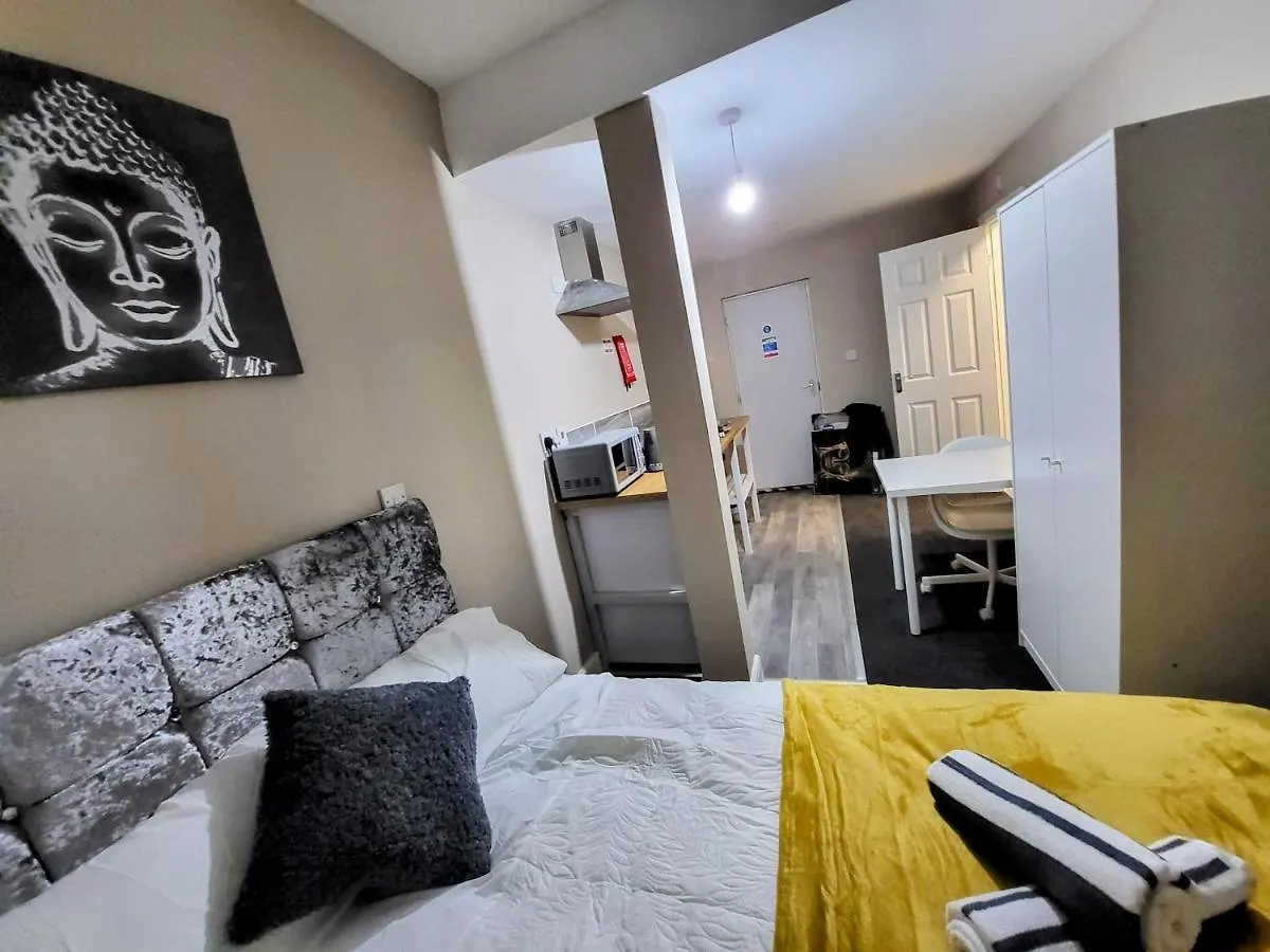 Easy Living Nottingham - The Albany公寓式酒店
